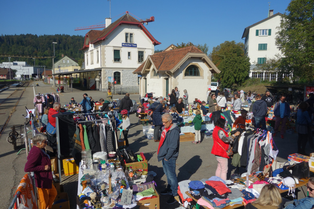 Flohmarkt beim Güterschuppen / Bahnhof Töss